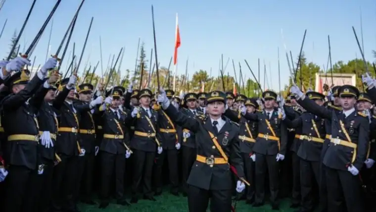 Türkiye Emekli Subaylar Derneği’nden Teğmenlere Destek