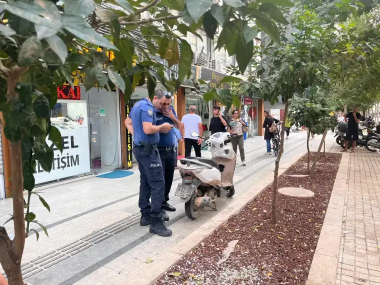 Antalya'da Kuyumcu Dükkanına Soygun Girişimi