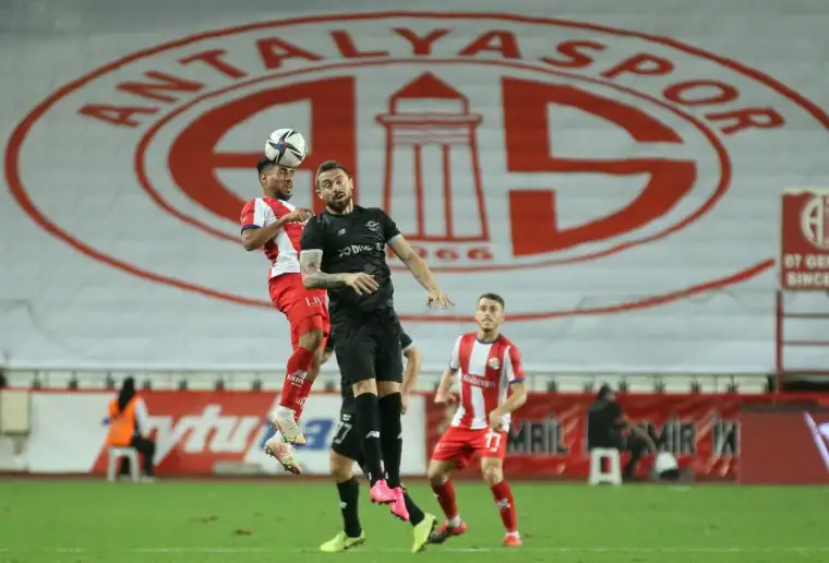 Antalyaspor Adana Demirspor Maçı Ne Zaman Saat Kaçta Hangi Kanalda?