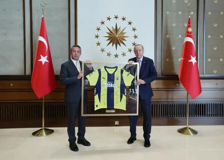 Cumhurbaşkanı Erdoğan Fenerbahçe Yönetimini Kabul Etti