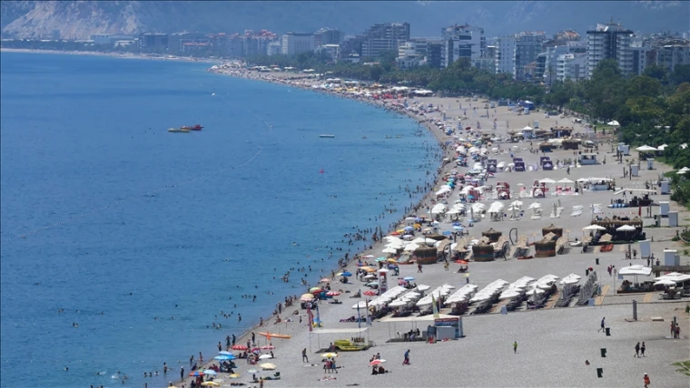 Antalya ve Çevre İllerde Hava Sıcaklıkları Artıyor